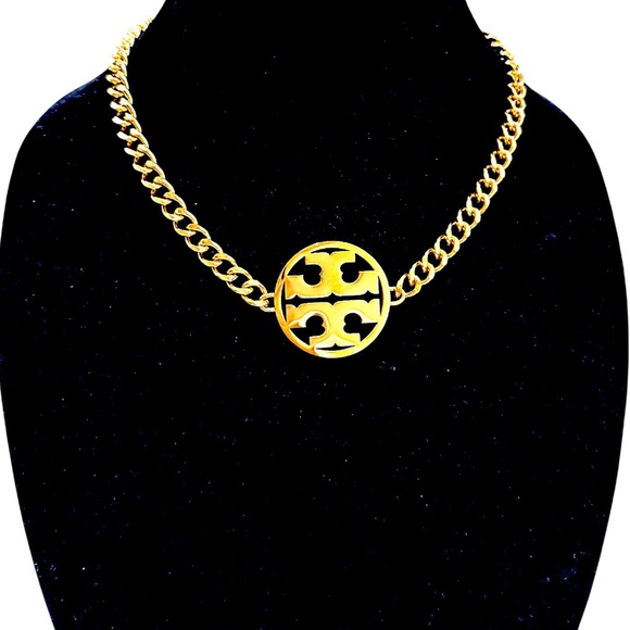 TORY BURCH STATEMENT 18K GOLD OVER BRASS NECKLACE - Picture 3 of 4